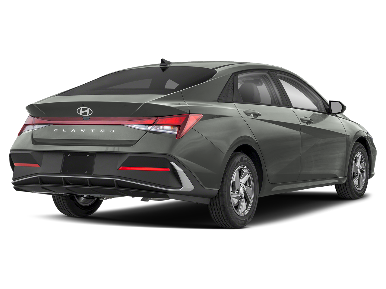 2025 Hyundai Elantra SE - up to 41 MPG Highway