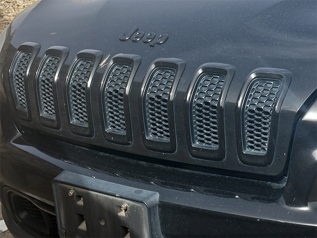 2017 Jeep Cherokee Sport