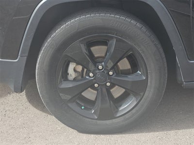 2017 Jeep Cherokee Sport