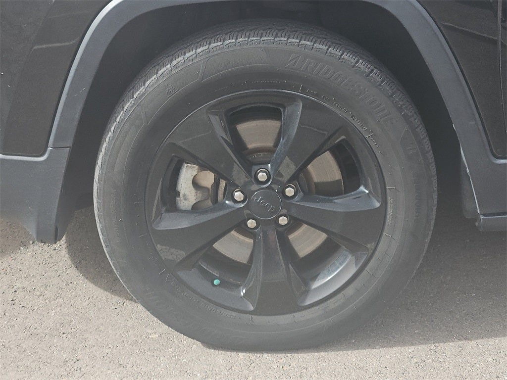 2017 Jeep Cherokee Sport