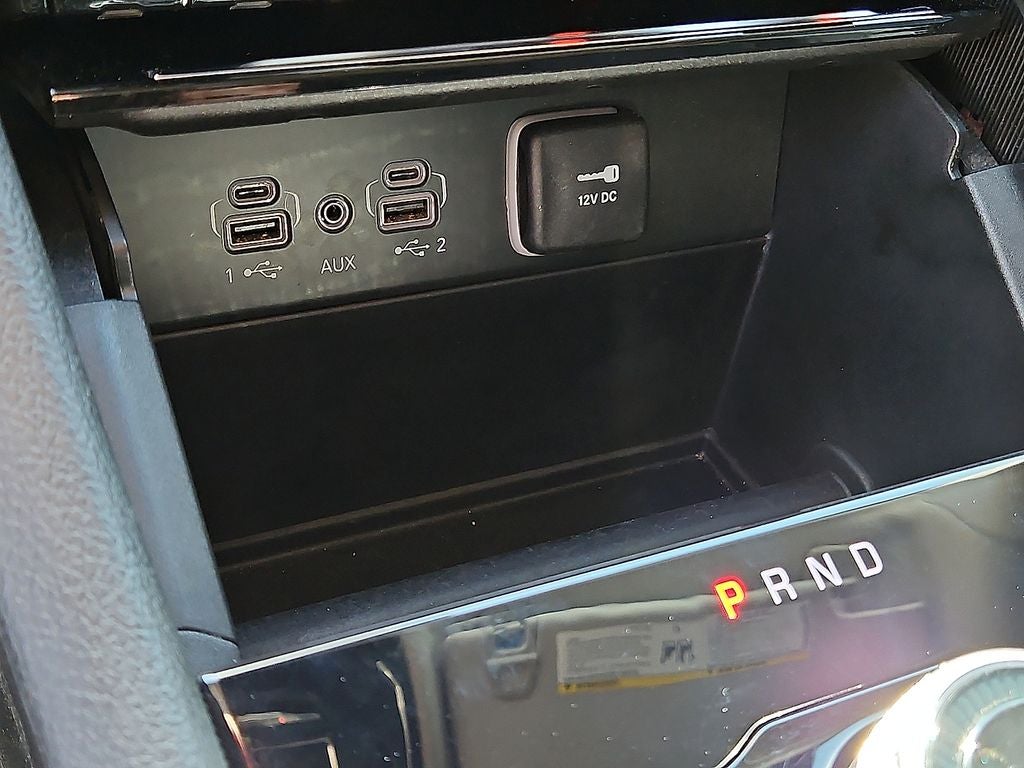 2023 Jeep Grand Cherokee Laredo 4WD