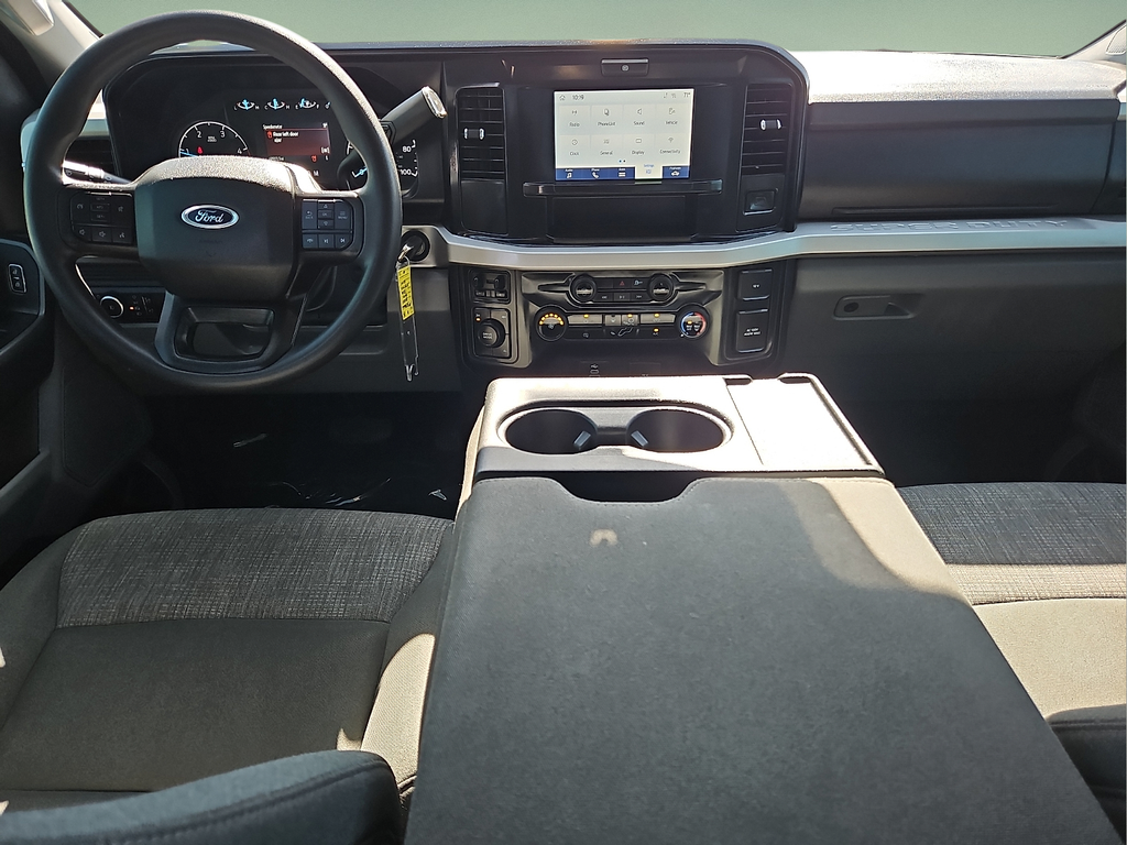 2025 Ford F-250SD XLT Crew Cab 4WD Powerstroke