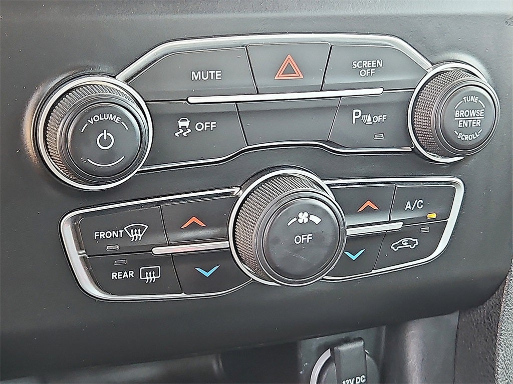 2022 Dodge Charger SXT