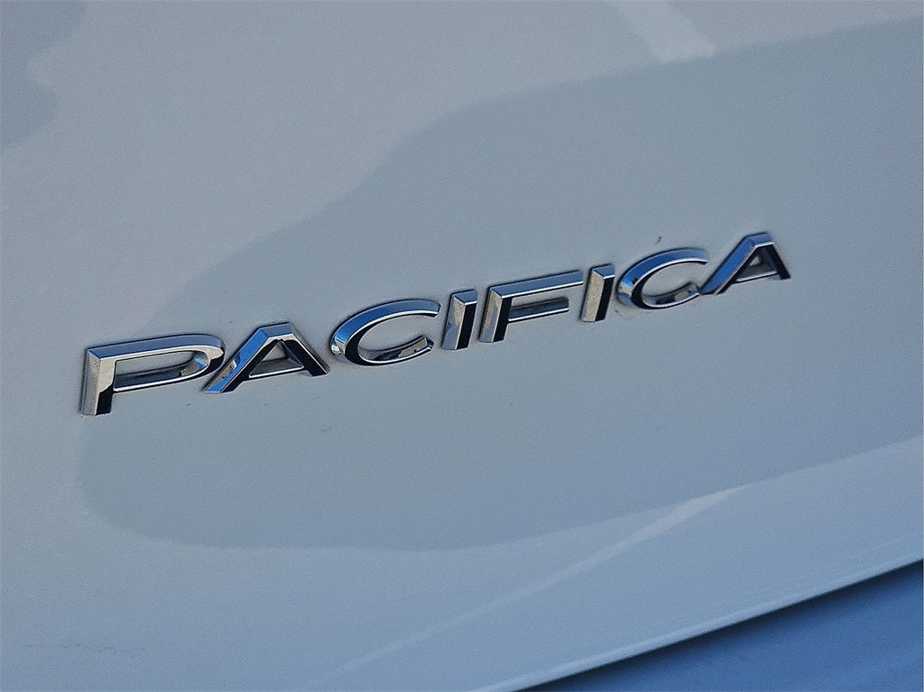 2022 Chrysler Pacifica Hybrid Limited