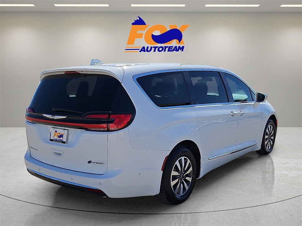 2022 Chrysler Pacifica Hybrid Limited