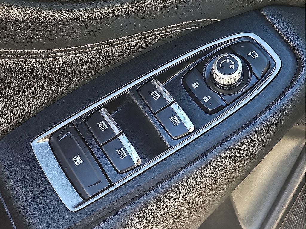 2024 Subaru Outback Touring AWD