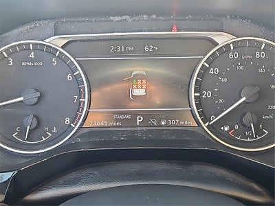 2022 Nissan Pathfinder SV