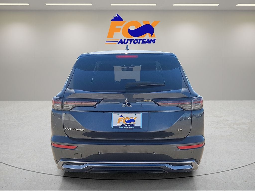 2025 Mitsubishi Outlander SE