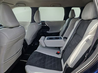 2025 Mitsubishi Outlander SE 4WD