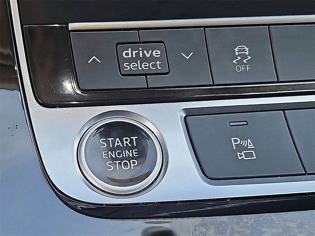 2023 Audi Q7 55 Premium Plus quattro