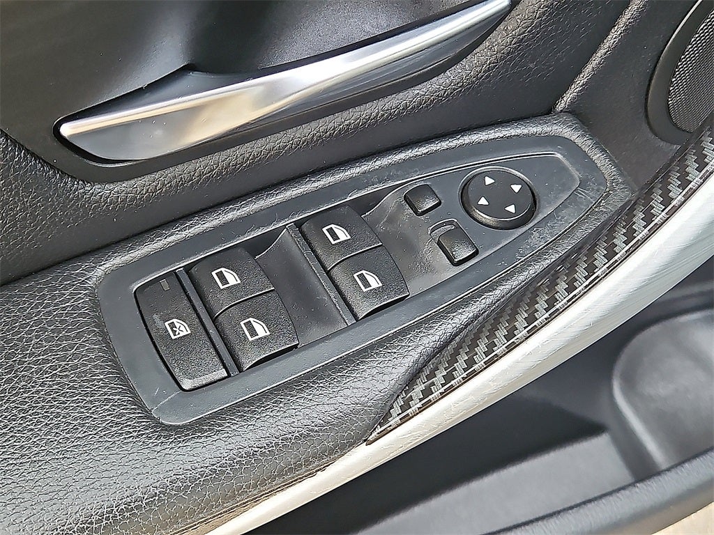 2012 BMW 3 Series 328i