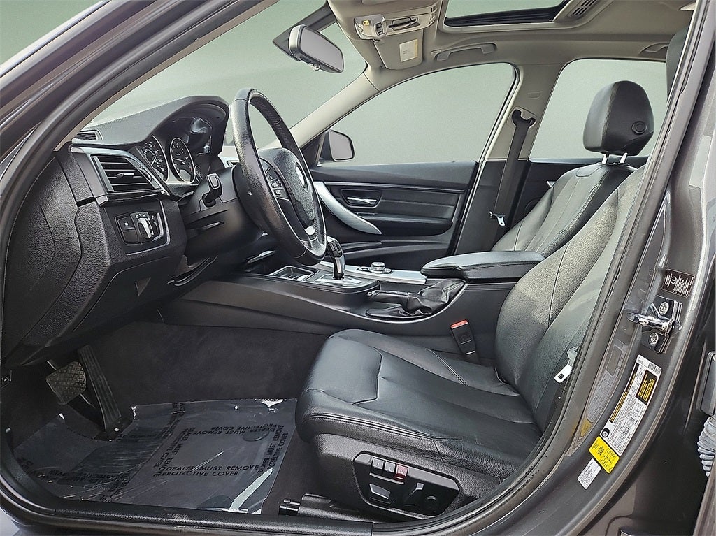 2012 BMW 3 Series 328i