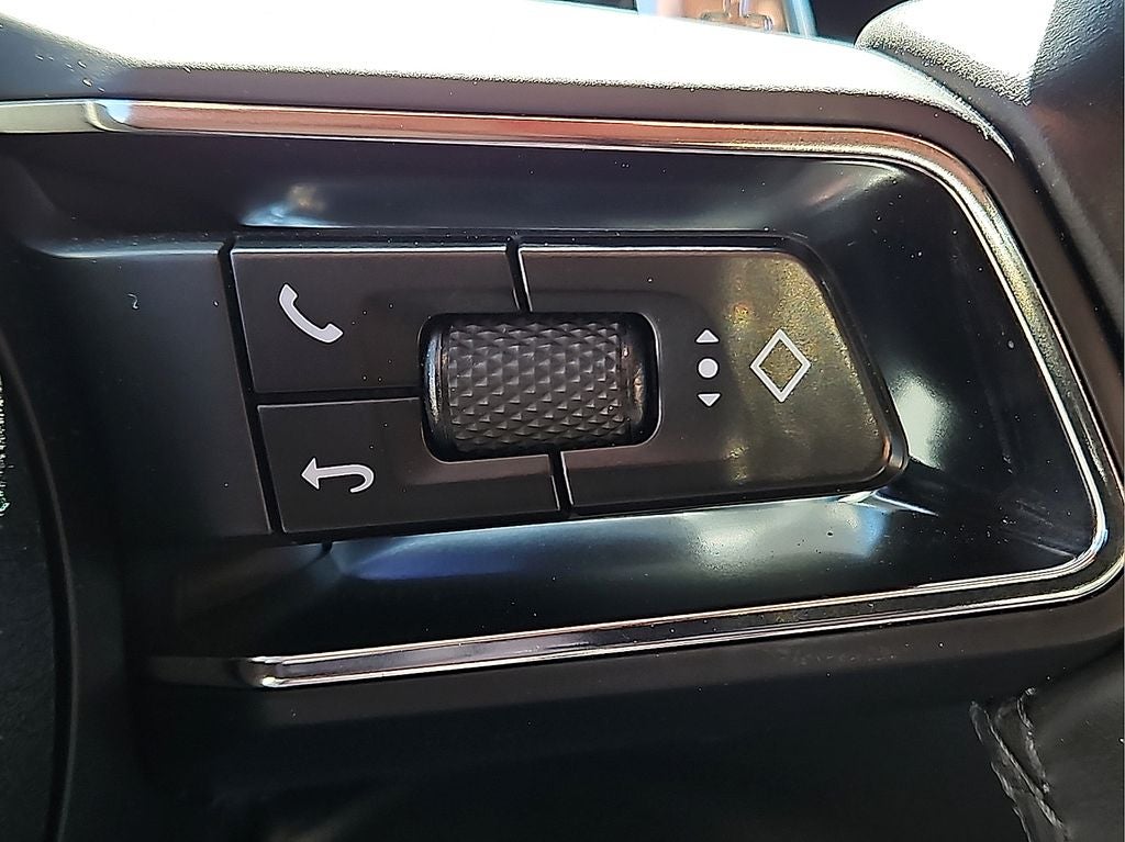 2023 Porsche Macan AWD