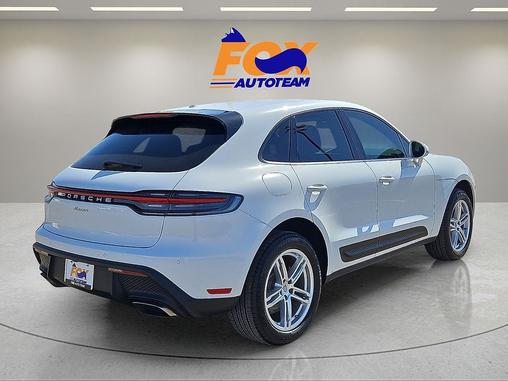 2023 Porsche Macan AWD