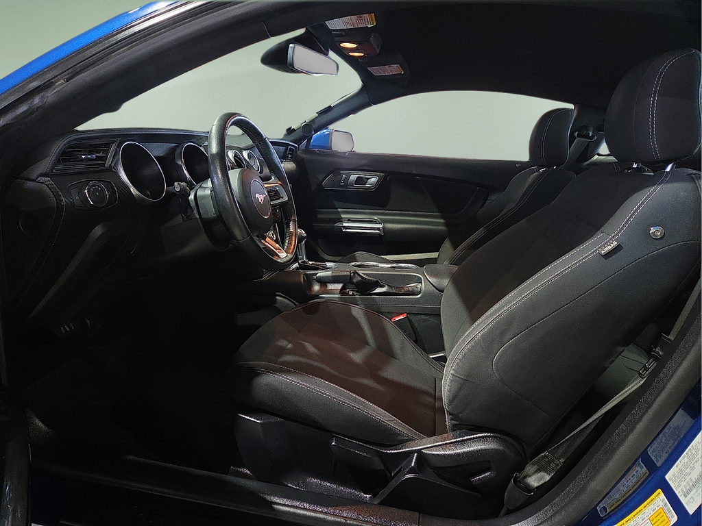 2022 Ford Mustang EcoBoost
