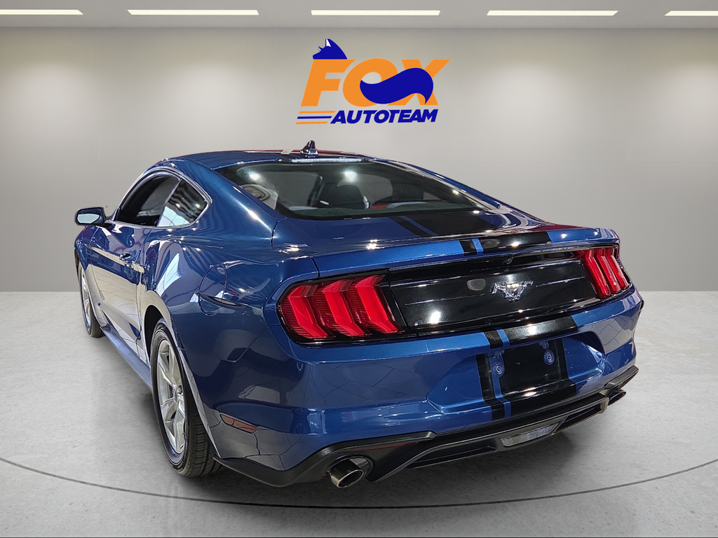 2022 Ford Mustang EcoBoost