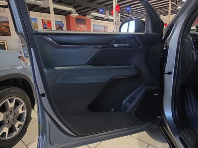 2024 GMC Acadia AT4