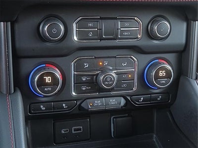 2022 Chevrolet Suburban RST