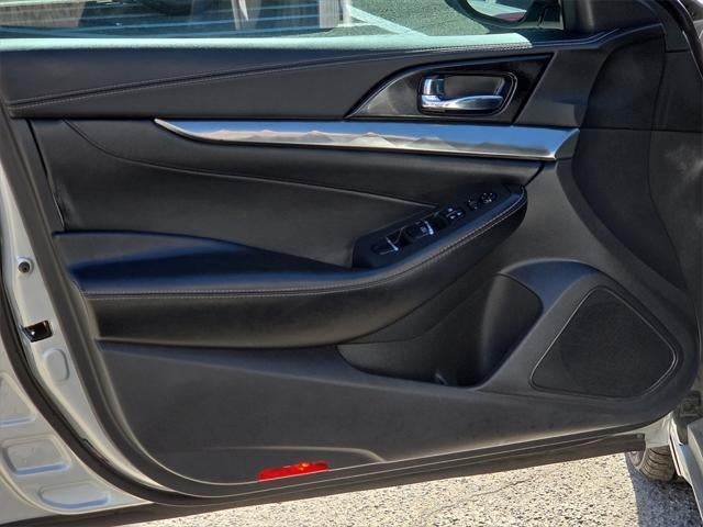 2021 Nissan Maxima SV