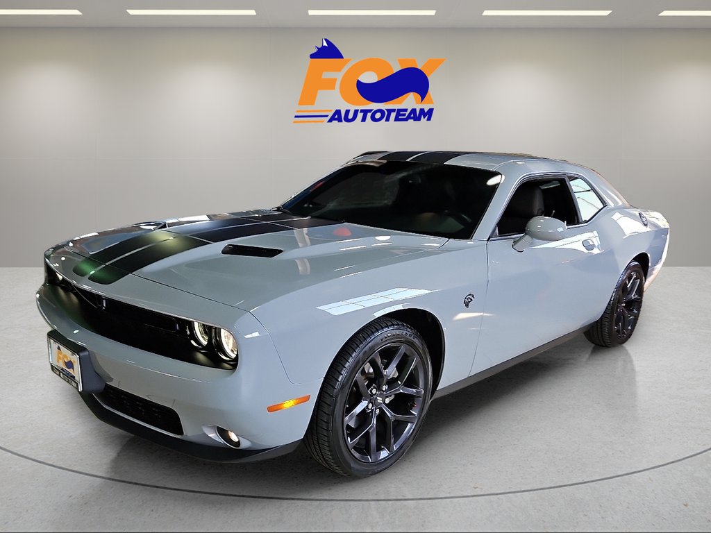 2021 Dodge Challenger SXT