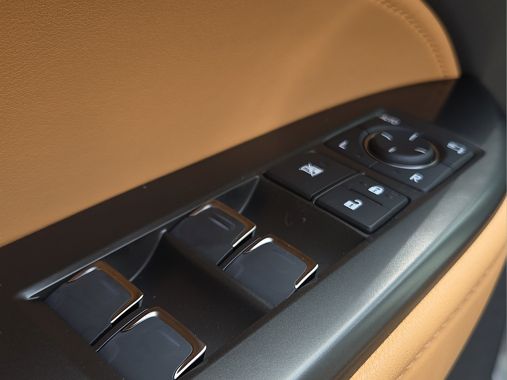 2026 Lexus NX 350h PREMIUM FWD