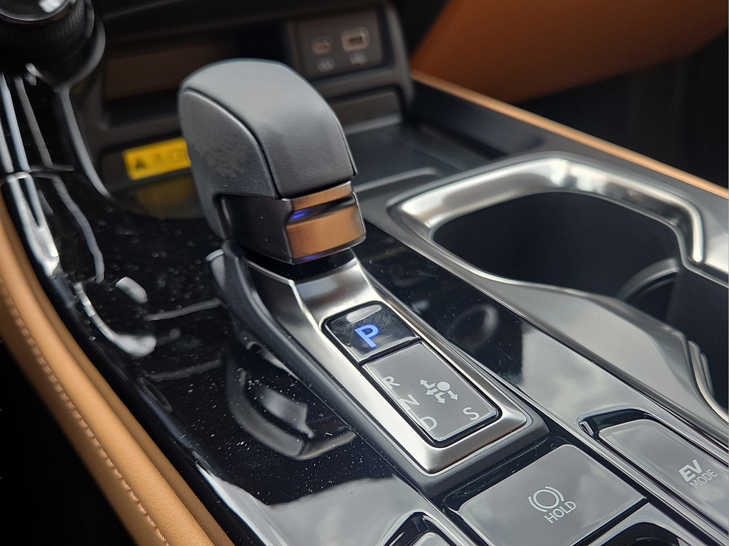 2026 Lexus NX 350h PREMIUM FWD