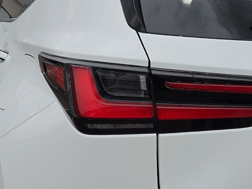 2026 Lexus NX 350h Luxury