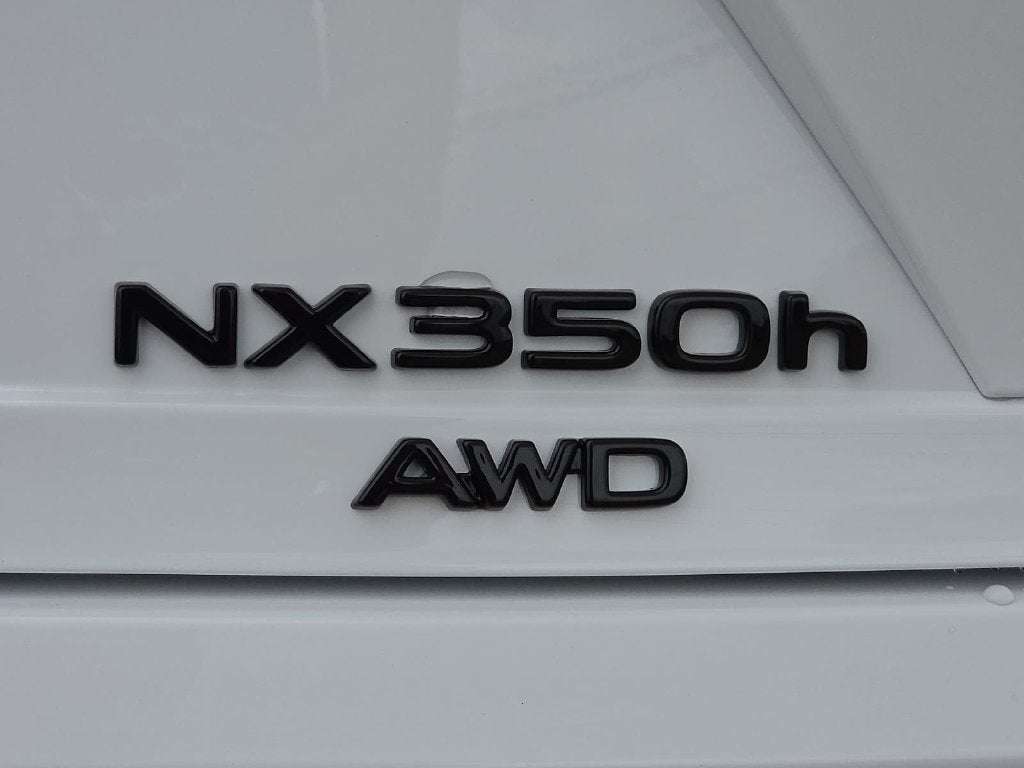2026 Lexus NX 350h Luxury
