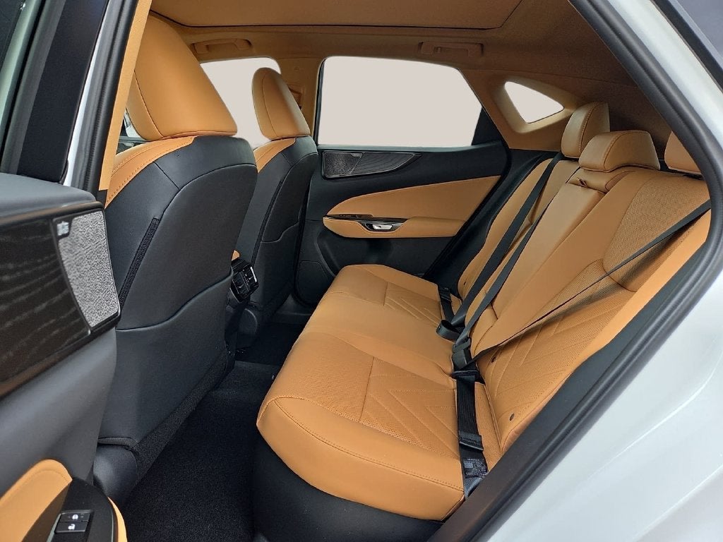 2026 Lexus NX 350h Luxury