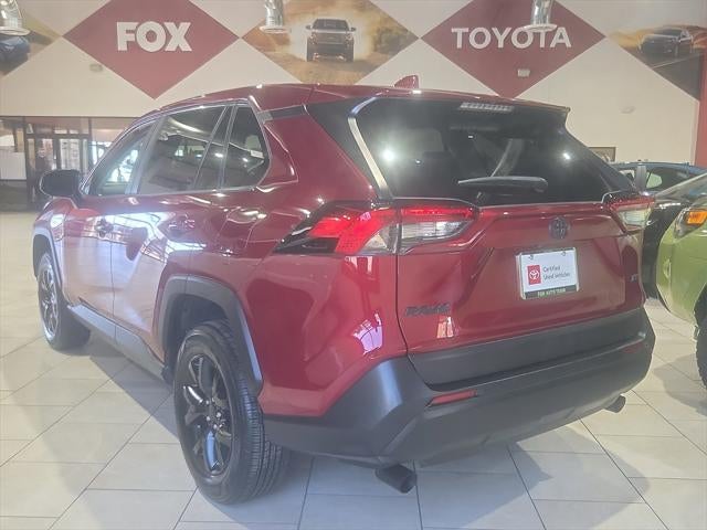 2022 Toyota RAV4 LE