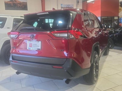 2022 Toyota RAV4 LE