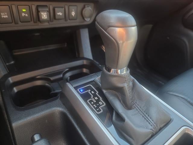 2023 Toyota Tacoma Limited V6