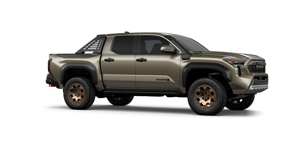 2026 Toyota Tacoma Hybrid Trailhunter