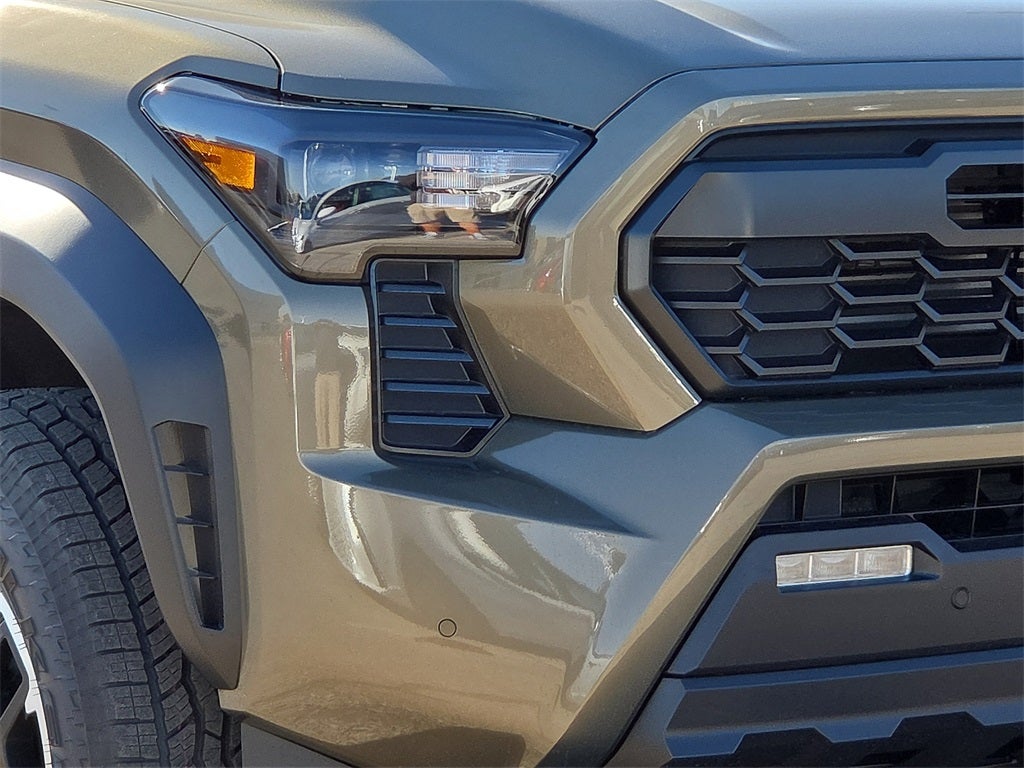 2026 Toyota Tacoma Hybrid TRD Off Road