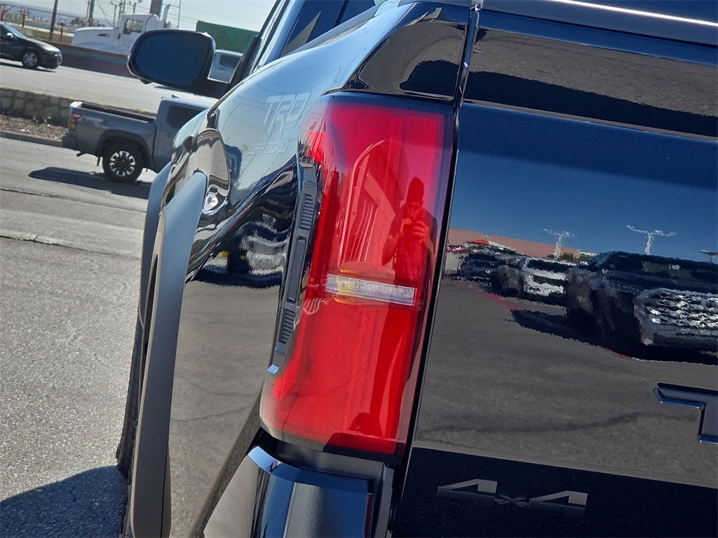 2026 Toyota Tacoma Hybrid TRD Off Road