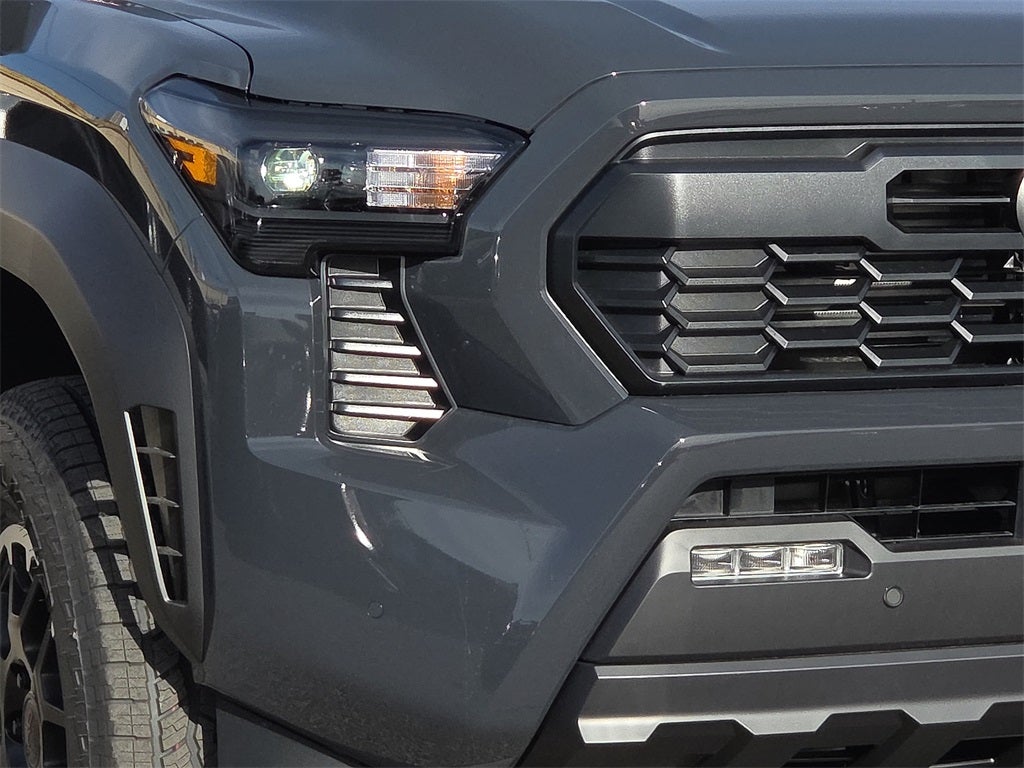 2026 Toyota Tacoma Hybrid TRD Off Road