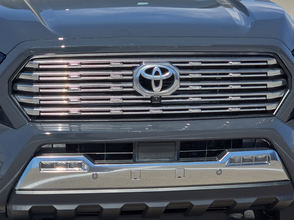 2026 Toyota Tacoma Hybrid Limited