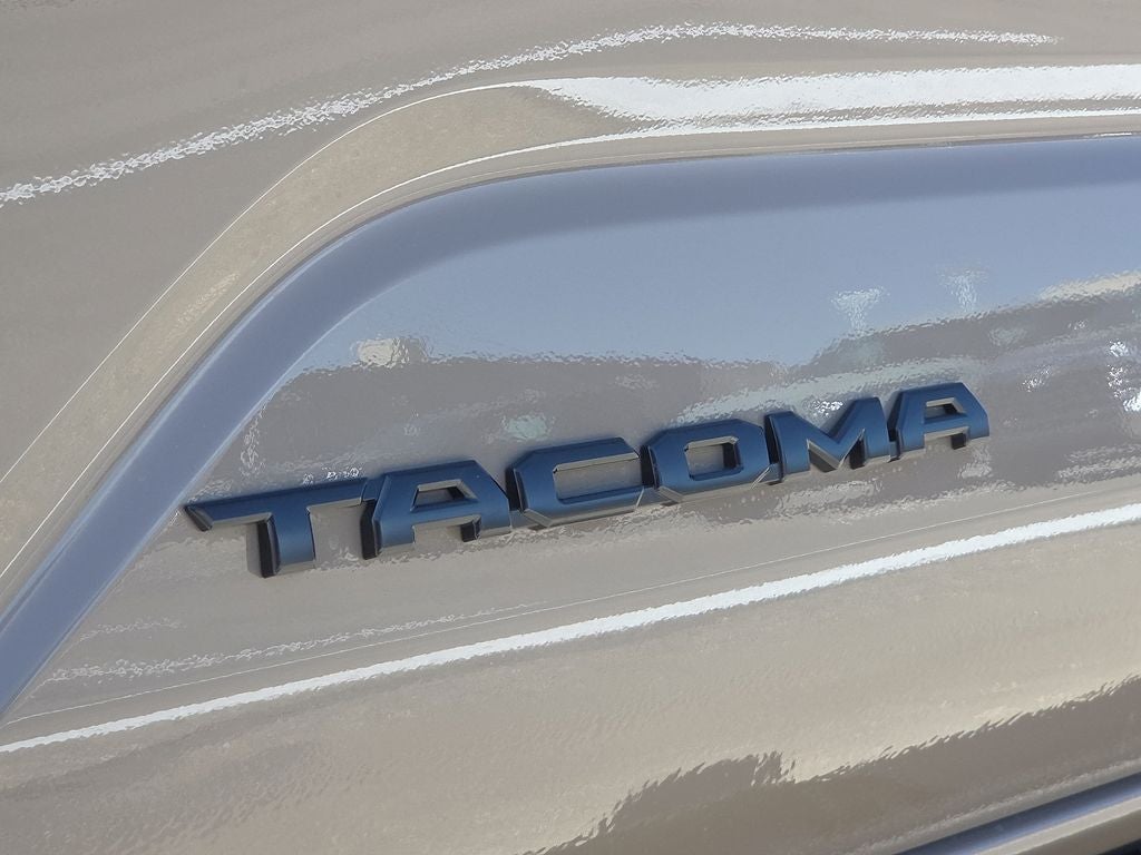 2026 Toyota Tacoma Hybrid TRD Off Road