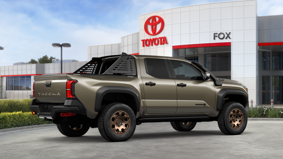 2026 Toyota Tacoma Hybrid Trailhunter