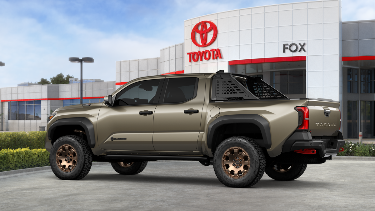 2026 Toyota Tacoma Hybrid Trailhunter