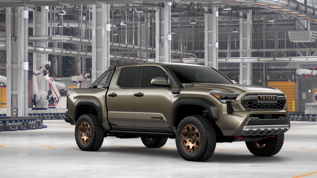 2026 Toyota Tacoma Hybrid Trailhunter