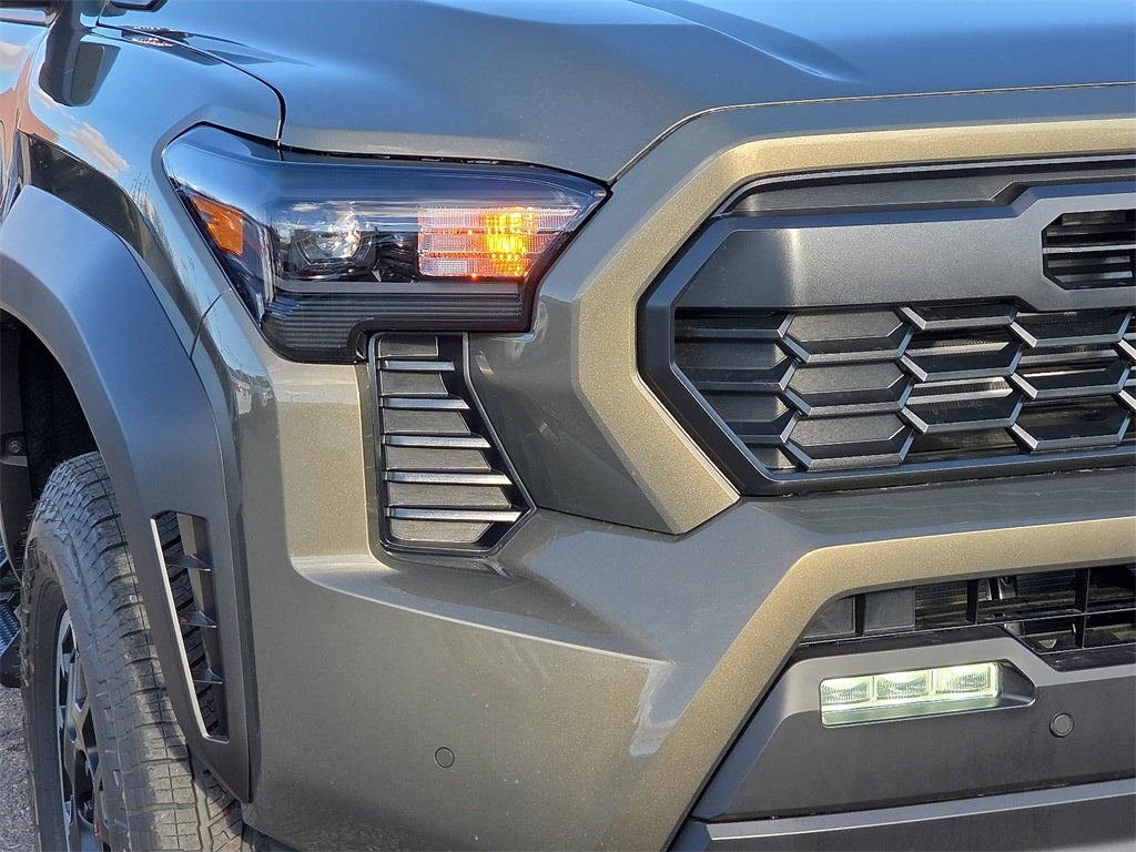 2026 Toyota Tacoma Hybrid TRD Off Road