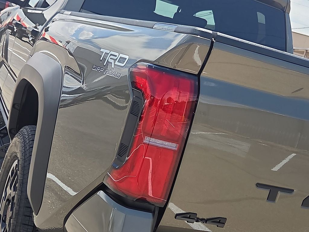 2026 Toyota Tacoma Hybrid TRD Off Road