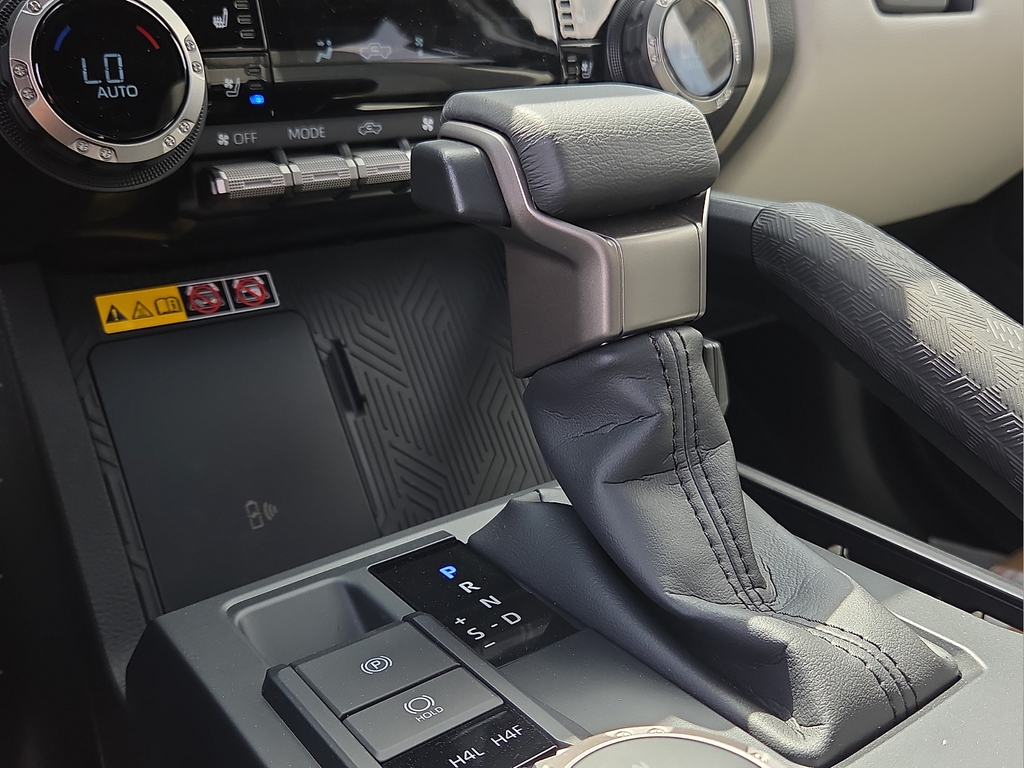 2026 Toyota Tacoma Hybrid Limited