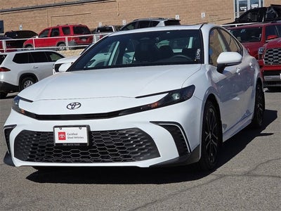 2025 Toyota Camry SE