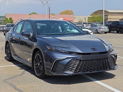 2026 Toyota Camry SE