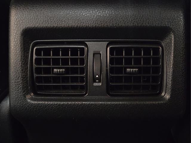 2022 Toyota Camry Hybrid XLE