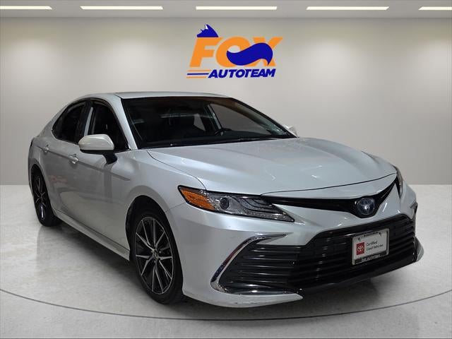 2022 Toyota Camry Hybrid XLE