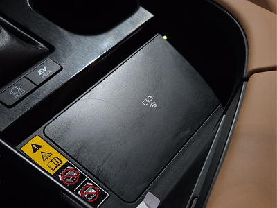 2025 Lexus ES 300h Luxury
