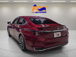 2025 Lexus ES 300h Luxury